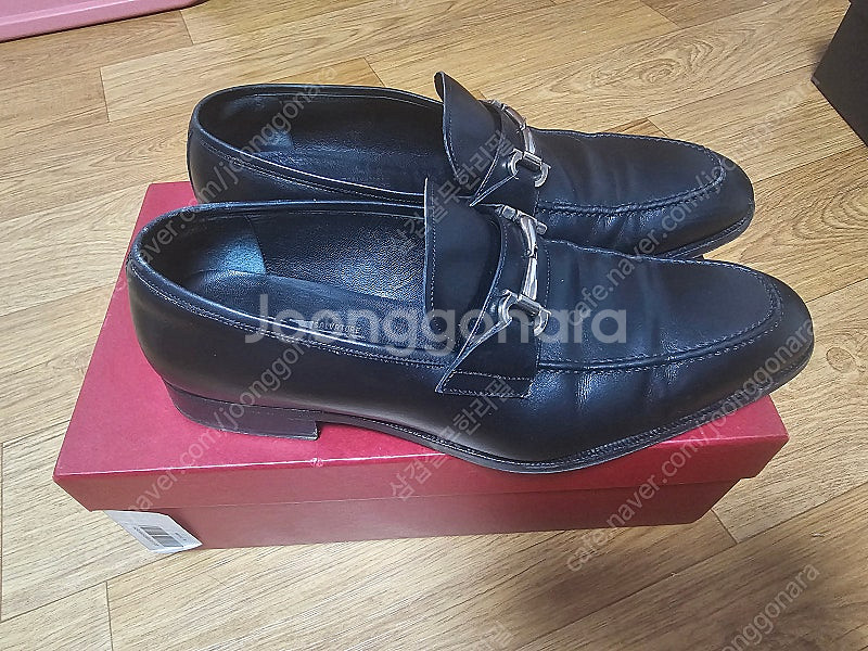 [가격수정] 페라가모 로퍼 10사이즈 팝니다.--5