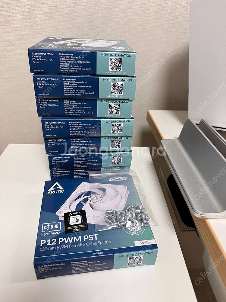 Arctic P12 PWM PST 화이트 팬입니다--0