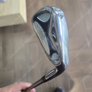 테일러메이드 r7 4번아이언 중고 팝니다