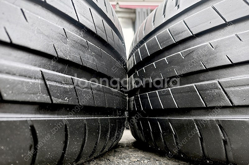 [판매] 아이오닉5 EV6 싼타페 쏘렌토 카니발 19인치 휠타이어 세트 팝니다 235 55 19--7