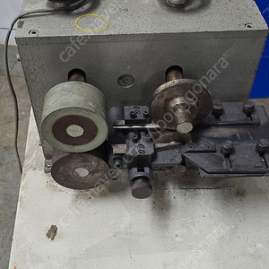 가죽공예 모서리 가공 가죽공방