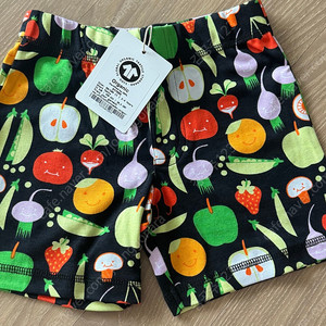 던스 블랙야채 반바지 98104