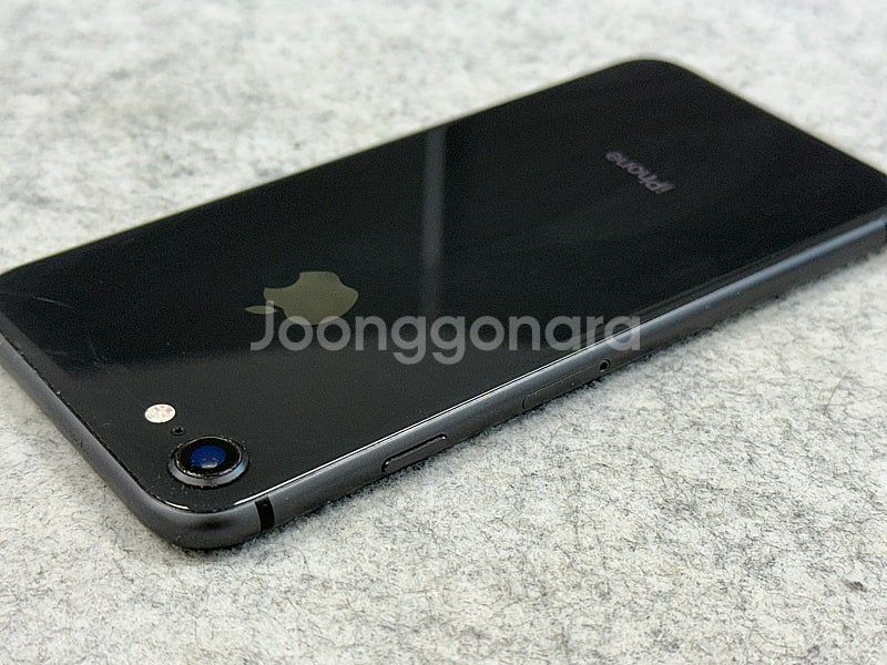 (자급제)아이폰8 블랙 64G 카메라 멍없이 선명한 가...--5