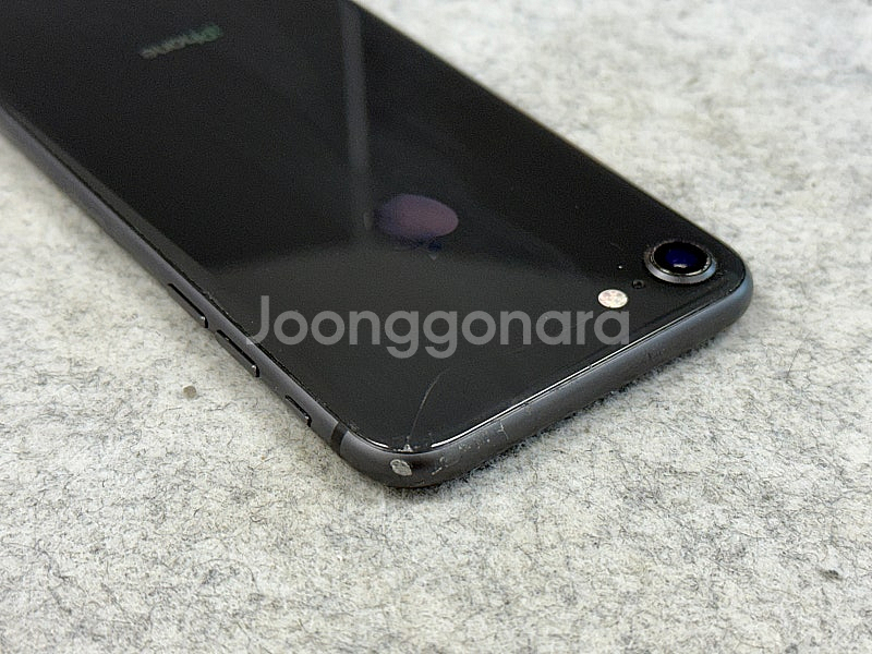(자급제)아이폰8 블랙 64G 카메라 멍없이 선명한 가...--6