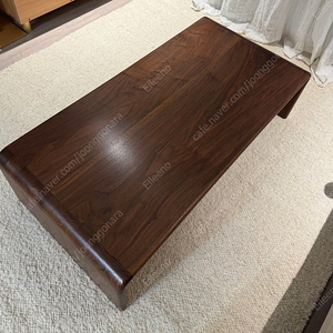 블라노스 테이블