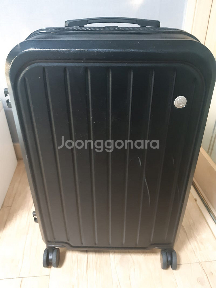 캐리어 가방(높이 63cm 너비 45cm 폭 25cm)...--0