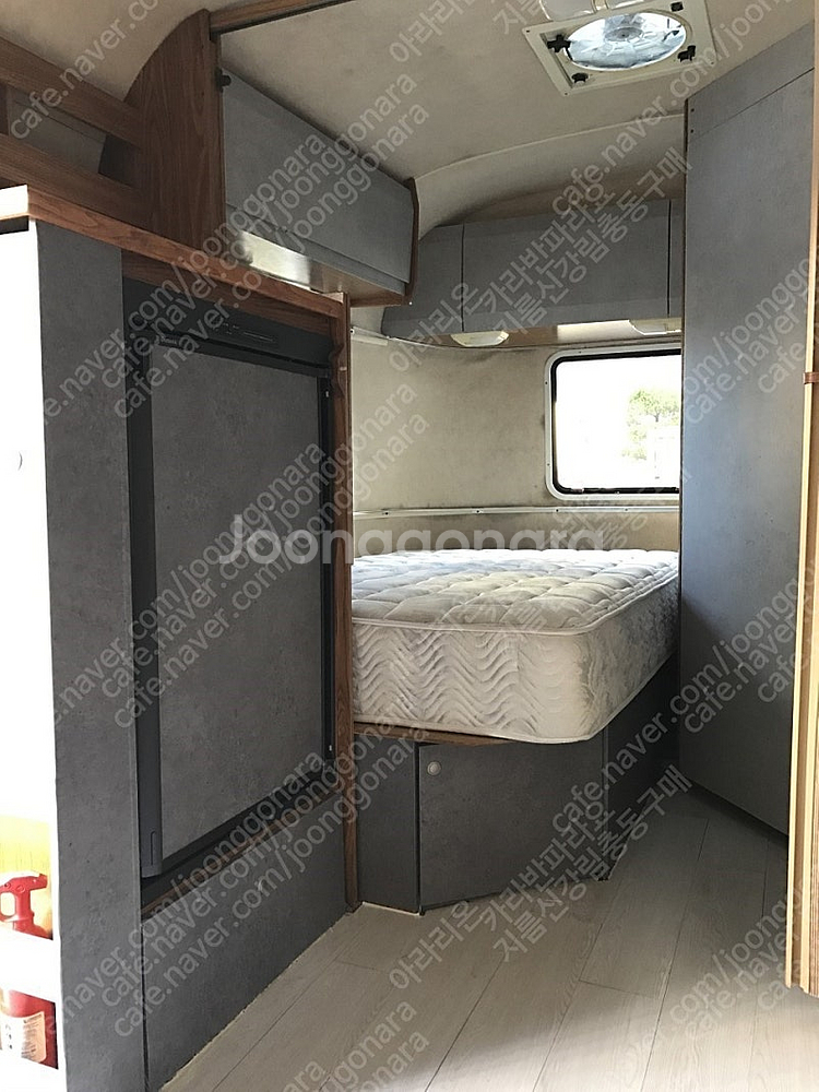 카라반 4인승--6