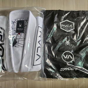 스파이더 x RVCA 주짓수 도복 화이트 A1
