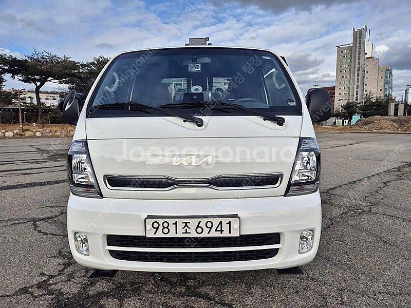 고소작업차 중고 흰색 2023년식 10,908km 2....--3