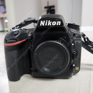 니콘 D750