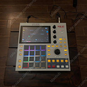 akai mpc one retro 판매합니다