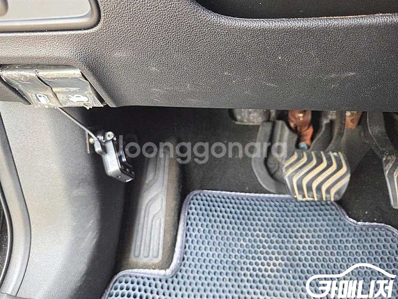 르노코리아(삼성) QM6 디젤 4WD RE 시그니처 중...--9