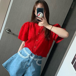 바이씨니 제작 레드 부클 가디건 방금 받은 새상품