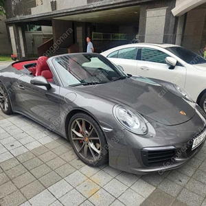 포르쉐 중고 911 중고 카레라 4 카브리올레 중고 포르쉐 회색 2017년식 34,278km 카레라 4 카브리올레 991 중고차카페