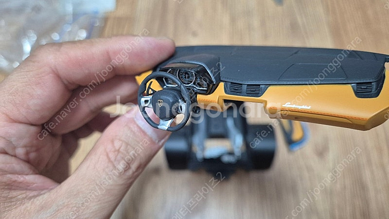 (1:18) 부품 등 (운전석 대시보드 외)--1