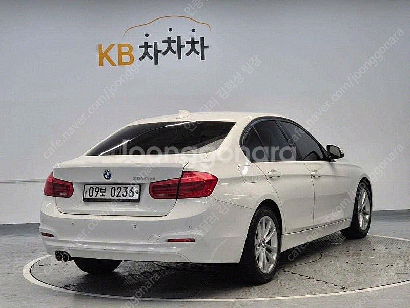 BMW 3시리즈 중고 BMW 320d 중고승용차 3시리...--4
