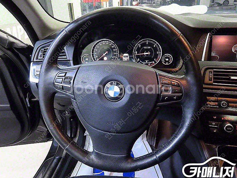[BMW]5시리즈 (F10) 520d (5인승) | 2015 | 163,264km년식 | 검정색 | 수원 | 1,2...--8