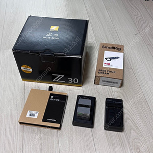 니콘 Z30 16-50 번들킷 판매합니다.
