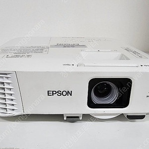 엡손 EB-2042 XGA 4400안시 빔프로젝터 중고 골프연습장 호프집 회의실 강의용 수업용 휴대용