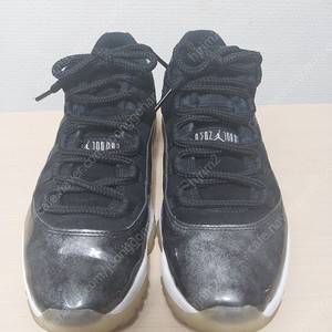 조던11 로우바론스