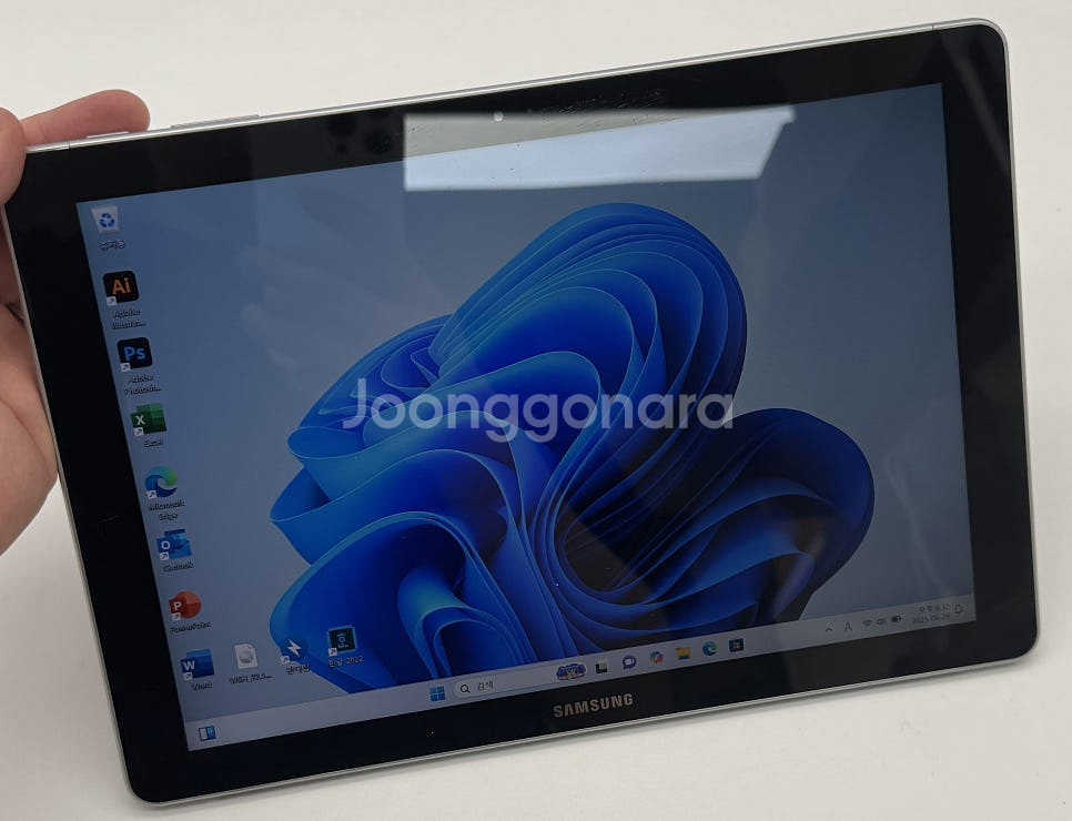 [삼성전자] 갤럭시북 10.6 SM-W620 / m3-...--1