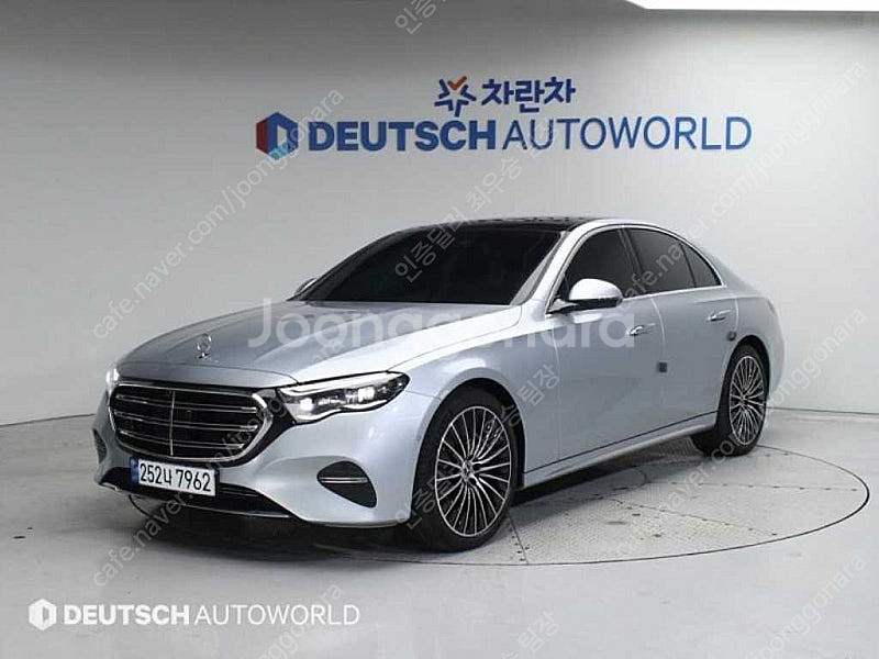 벤츠 E클래스 중고 벤츠 중고 승용차 은색 2024년식...--0