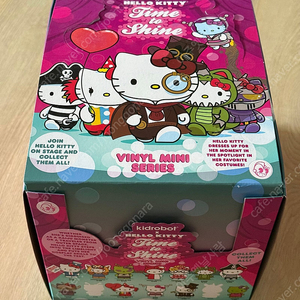 헬로 키티 kidrobot 블라인드 랜박 time to shine 피규어 판매합니다