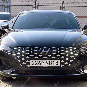 그랜저 중고차 더 뉴 그랜저 IG 중고차 할부가능 검정색 2021년식 25,869km 2.5 프리미엄 초이스 개인사업자 차량구매