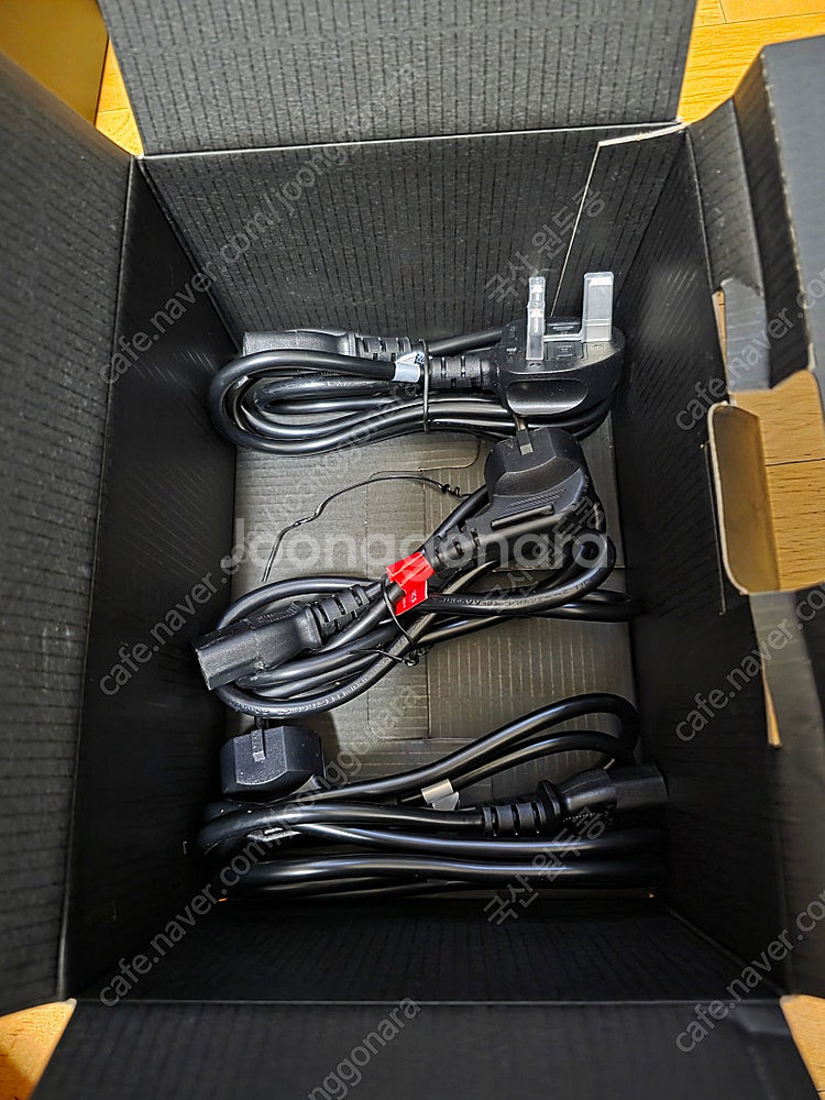 ASUS 850W 파워 중고 판매합니다--9