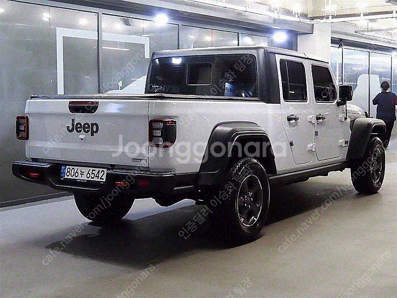 30,069 km 지프 글래디에이터 중고 지프 중고차 ...--9