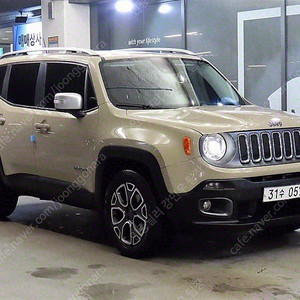 지프 레니게이드 중고 지프 자동차중고 레니게이드 중고차 진주색 2015년식 2.0 디젤 리미티드 AWD 중고자동차