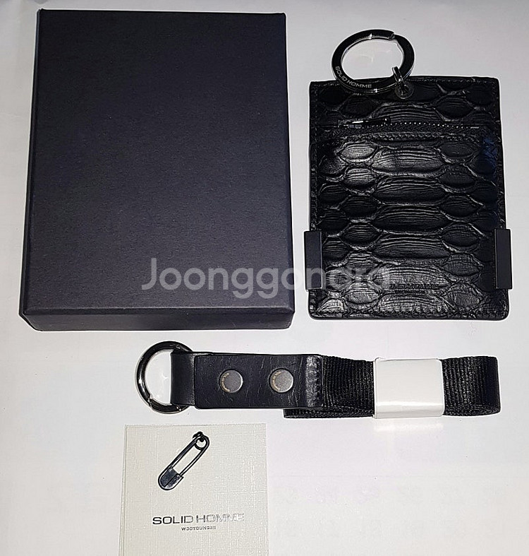 미사용) 11만8천원 솔리드옴므 가죽 목걸이 지갑 무료--0