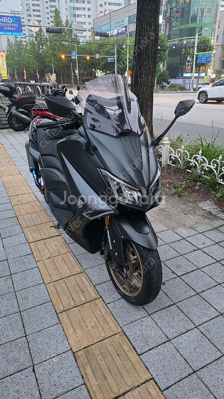 5,833km 주행 신차급 아이언 티맥스 판매합니다.--3