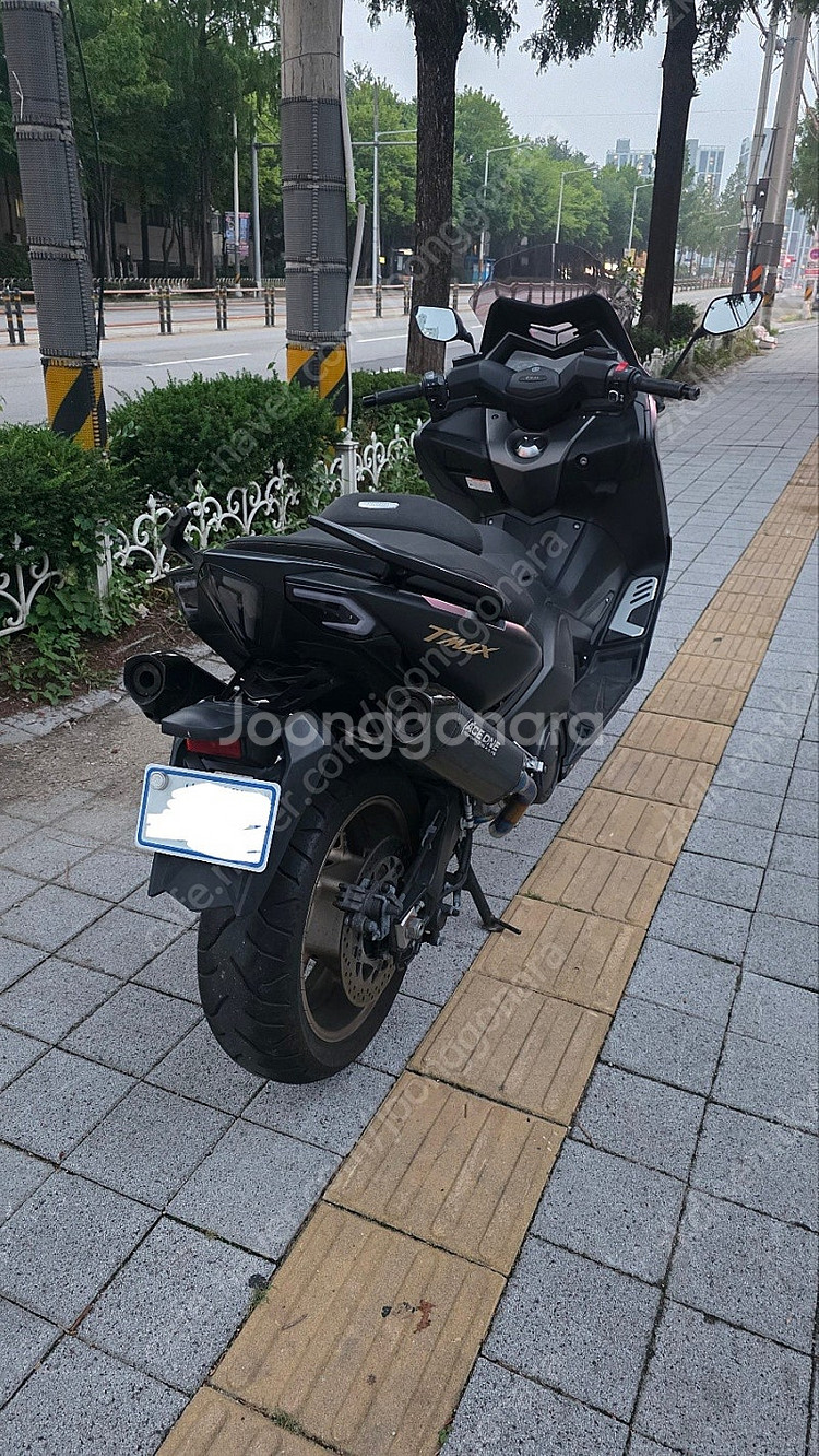 5,833km 주행 신차급 아이언 티맥스 판매합니다.--4