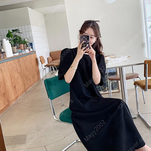 바이씨니 제작 컬러퍼프원피스 블랙 새상품 팝니다