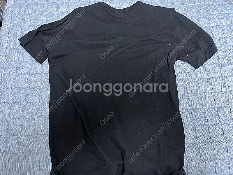 꼼데가르송 블랙 골드와펜 반팔티 xxl--4