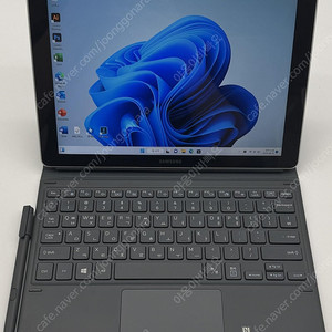 [삼성전자] 갤럭시북 10.6 SM-W620 / m3-7Y30, 4GB RAM, 128GB SSD, 키보드+펜 포함