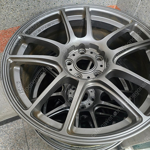 코닉 힐리오그램 18인치