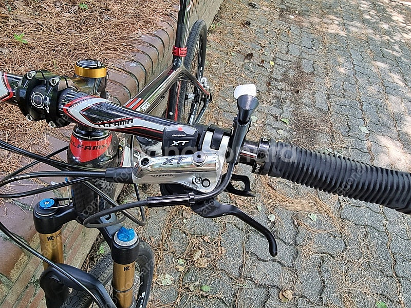 환타시아 N2 카본 mtb 완차 급매로 넘깁니다--8