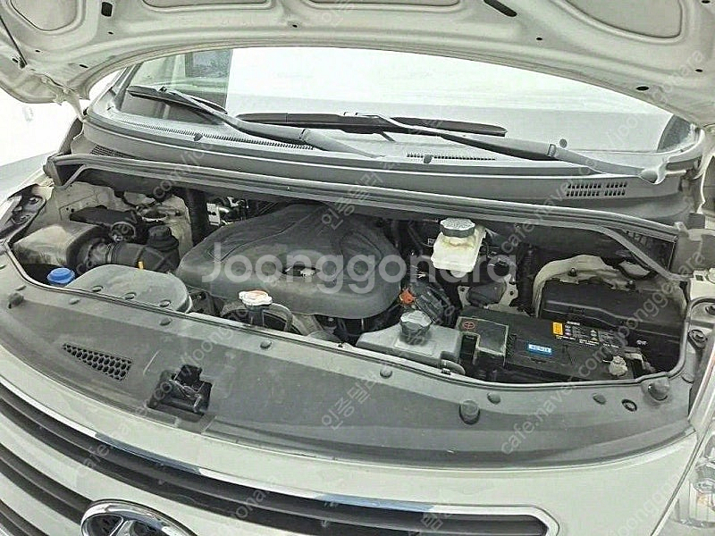 스타렉스 5밴 중고차 그랜드 스타렉스 중고 차 흰색 2018년식 62,254km 5인승 모던 가성비 좋은 중고차--6