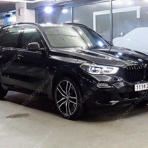 83,000 km BMW X5 중고 X5 X시리즈 M50i 중고자동차 할부 리스 가능 검정색
