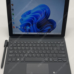 [삼성전자] 갤럭시북 10.6 SM-W620 / m3-7Y30, 4GB RAM, 128GB SSD, 키보드+펜 포함
