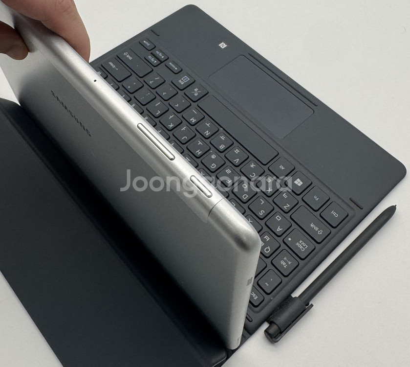 [삼성전자] 갤럭시북 10.6 SM-W620 / m3-...--3