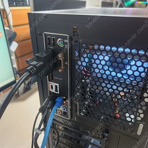 9700K/Z390/16G/600W/HDD1T 23만