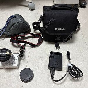 캐논eos m100