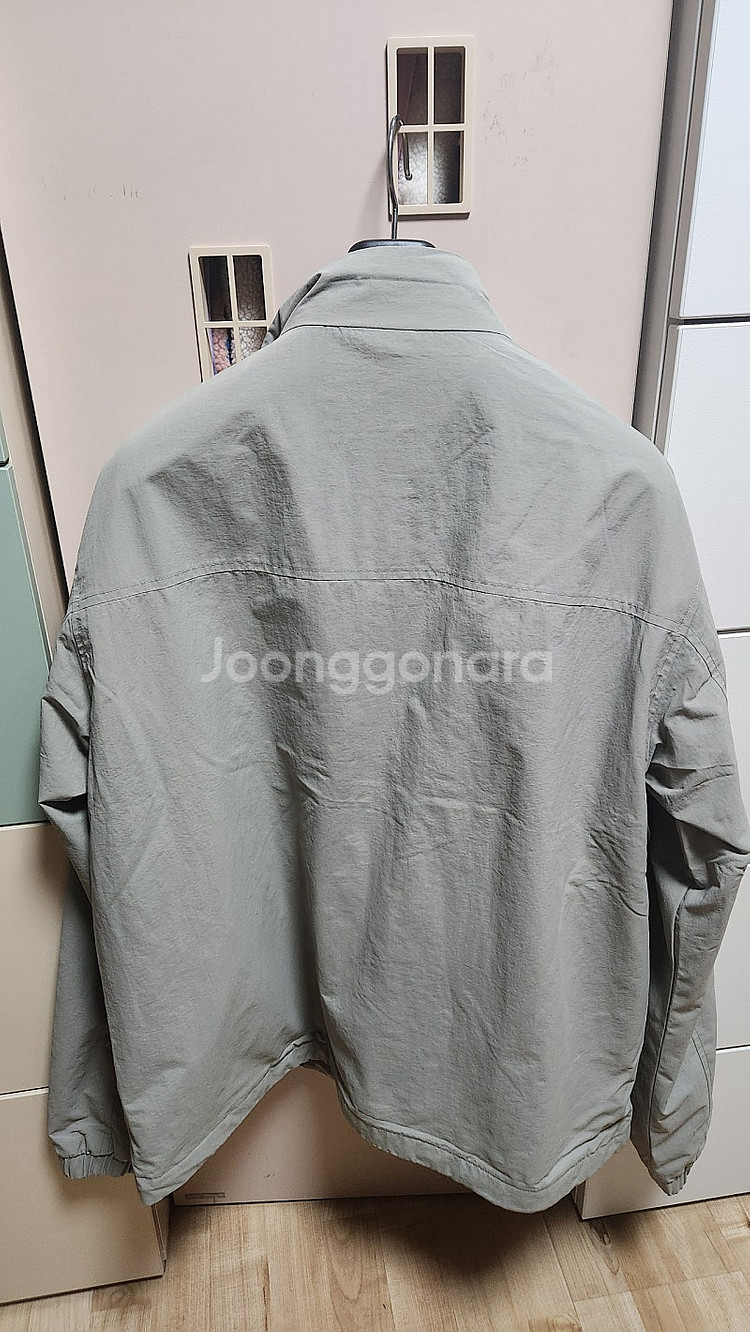 스노우피크 캠퍼 스탠드넥 바람막이 새상품 팝니다--1