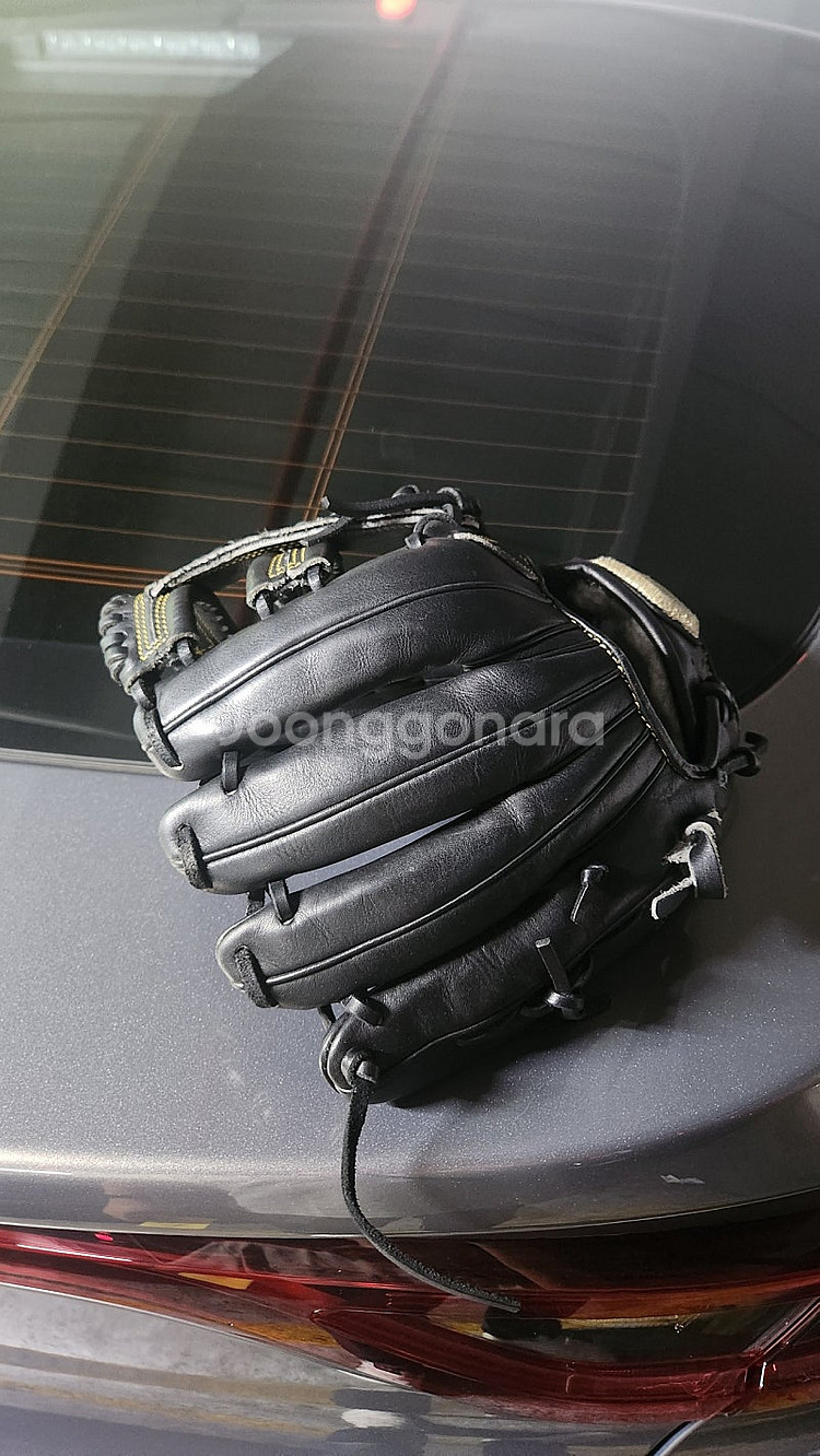 골드 내야글러브 상급 팝니다--1