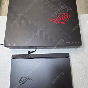 ASUS ROG STRIX G17 게이밍 노트북 (G713RM-LL121) 팝니다
