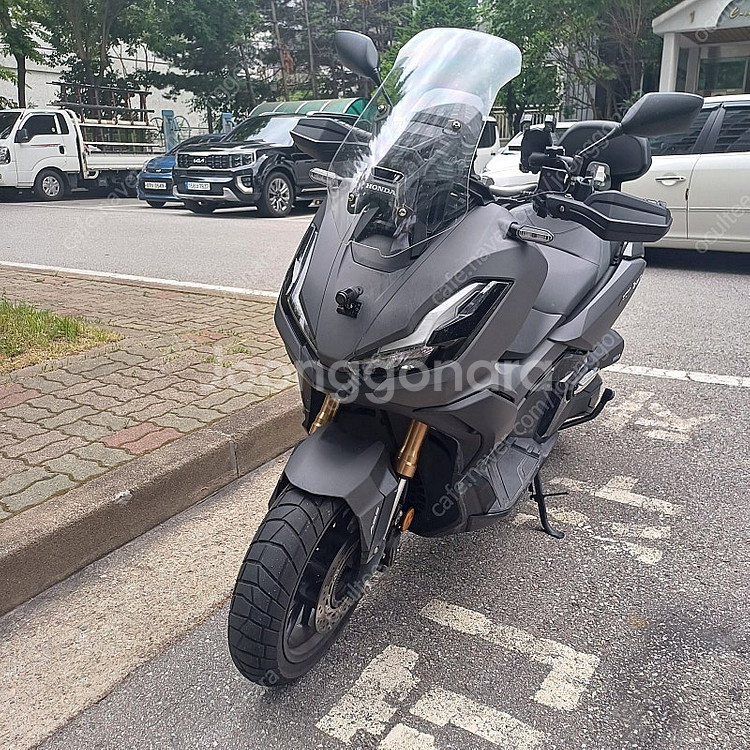 혼다 ADV350 23년식 적은키로스--1