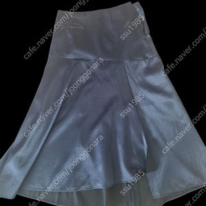 모멧 투엘브 새틴스커트 m새상품 (반값택포)